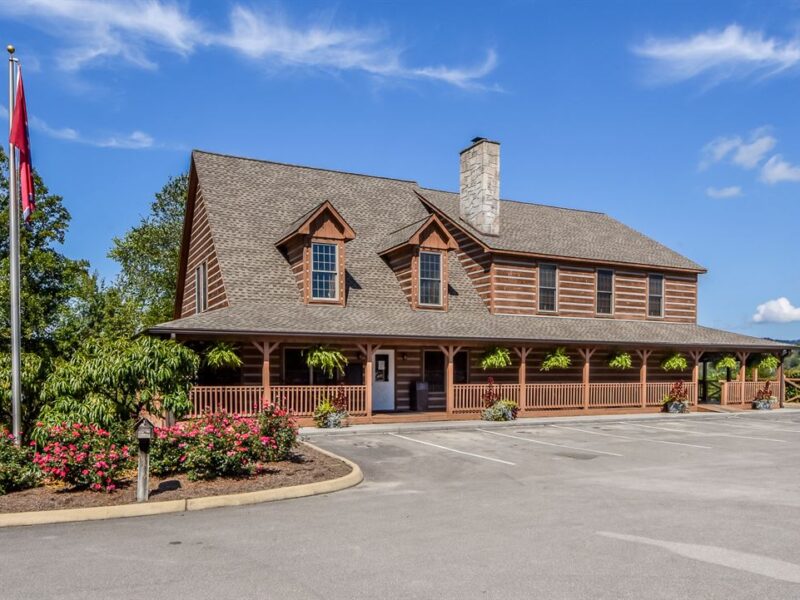 SOLD: Gorgeous Special Event Facility on 7.8 Acres in Townsend