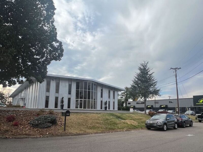 SOLD: 20,300 SF Office Building in Bearden