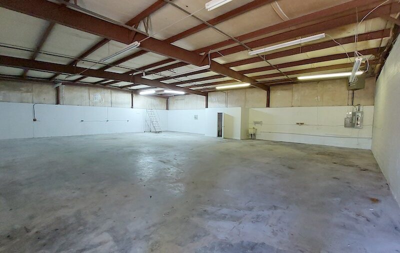 LEASED: 3,000 sf Warehouse Space