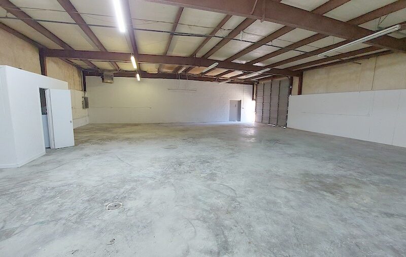 LEASED: 3,000 sf Warehouse Space