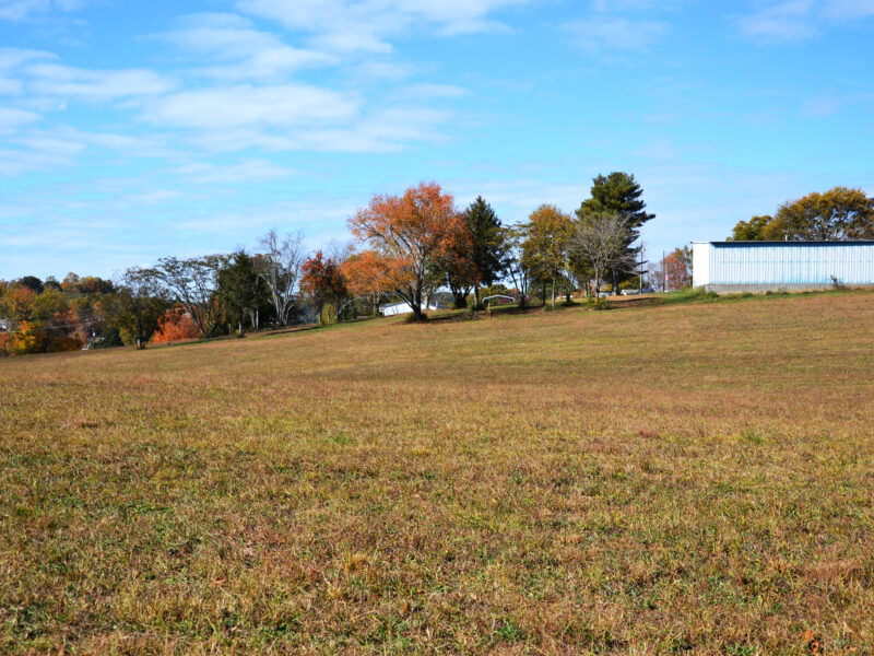 6.18 Residential Acres in City of Sweetwater w/ 2,400 sf Metal Warehouse Building