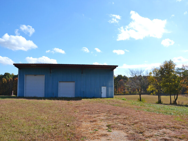 6.18 Residential Acres in City of Sweetwater w/ 2,400 sf Metal Warehouse Building