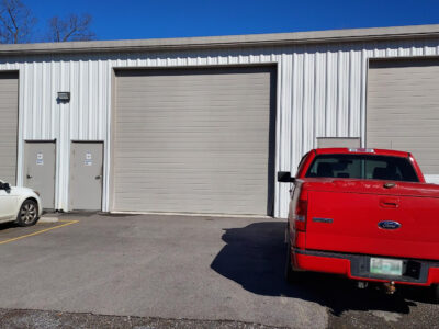 LEASED: For Lease, Approximately 3,000 sf Warehouse Space off Dutchtown Road at Pellissippi Parkway