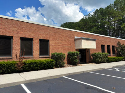 FOR LEASE: 21,454 sf Office / Warehouse Near Alcoa Highway and Pellissippi Parkway