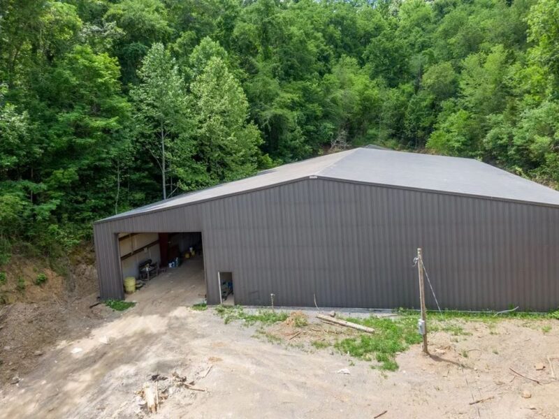 FOR SALE: 22,500 SF Warehouse on 5.12 Acres in Sevier County