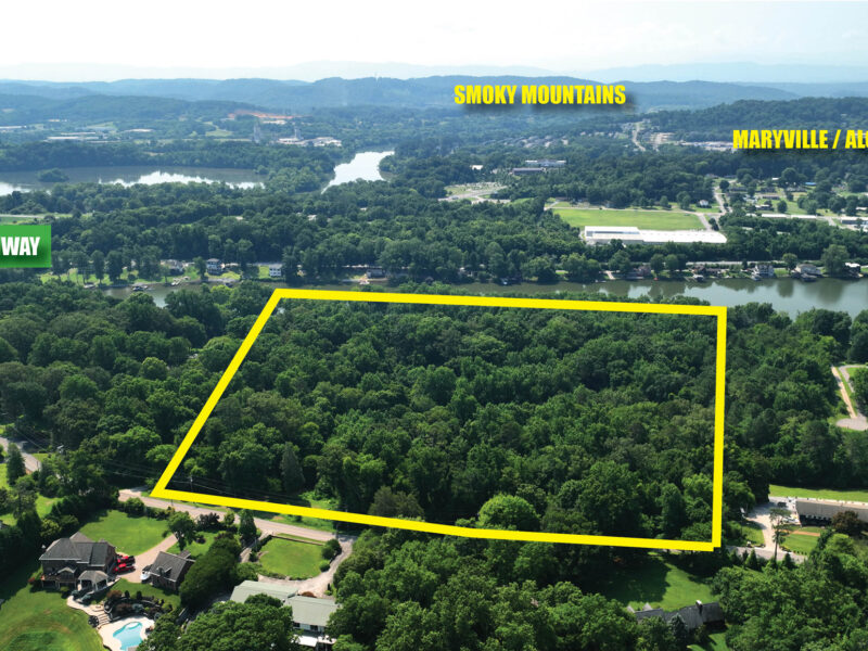 Spectacular 22 Waterfront Acres Near Downtown Knoxville