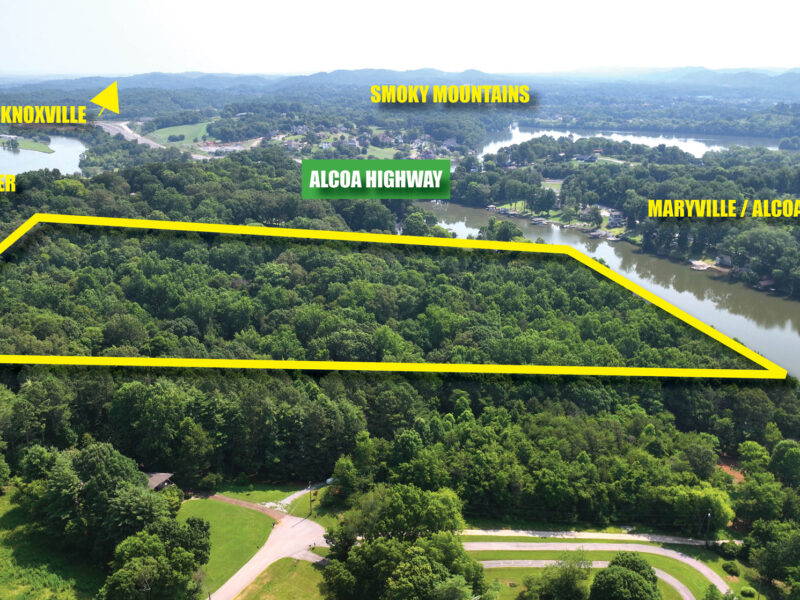 Spectacular 22 Waterfront Acres Near Downtown Knoxville