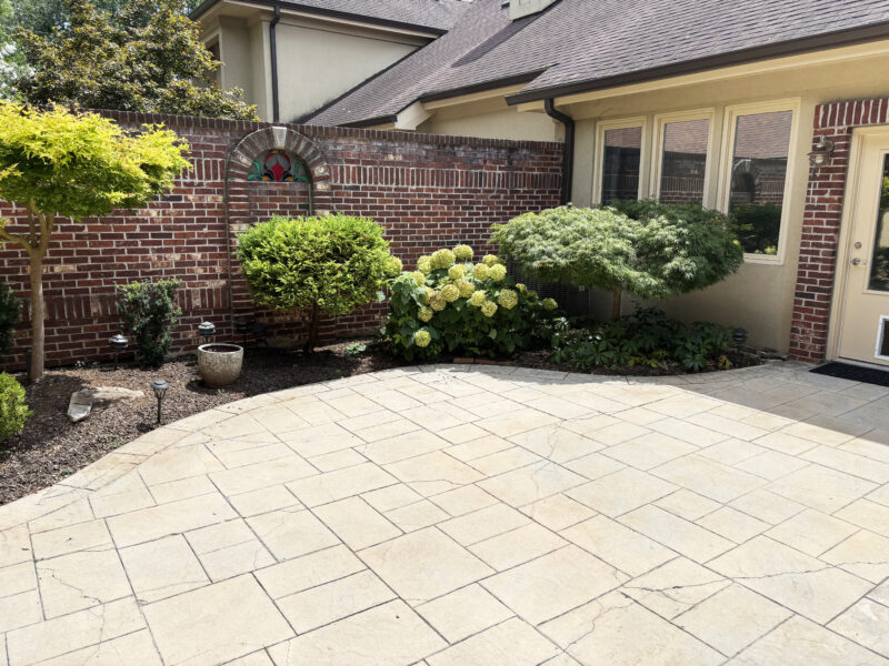 Stunning PUD Townhome in Prime Location Near West Town Mall & Rocky Hill