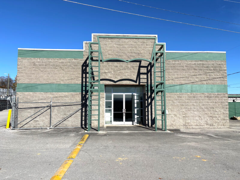 FOR LEASE: 4,500 sf Industrial Space Near I-40 at Cherry Street