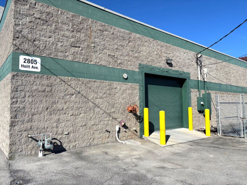 FOR LEASE: 4,500 sf Industrial Space Near I-40 at Cherry Street