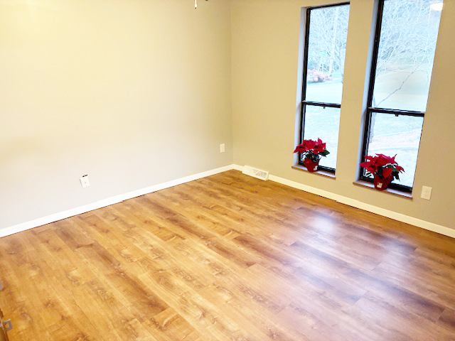 Beautifully Updated 2,642 sf Home in West Knoxville