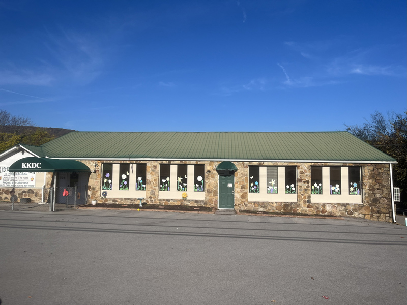 3,600 sf Commercial Building in Rockwood