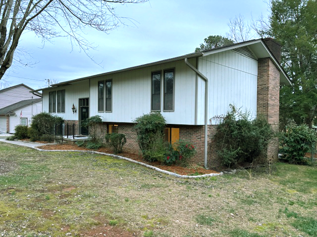 Beautifully Updated 2,642 sf Home in West Knoxville