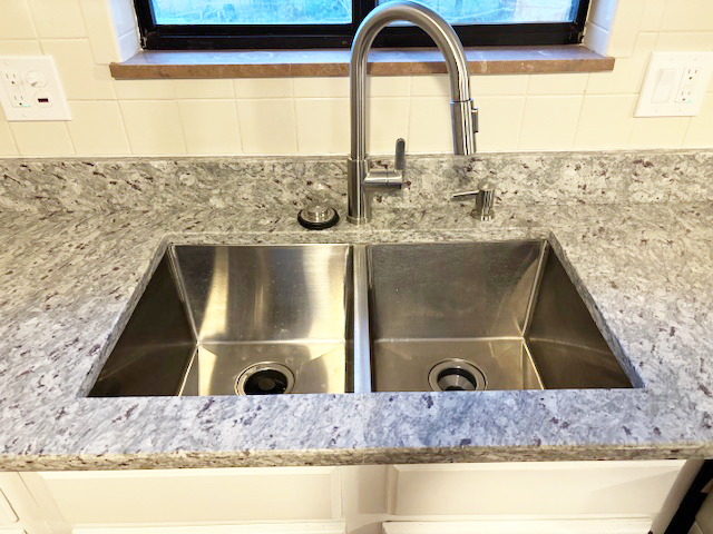 Beautifully Updated 2,642 sf Home in West Knoxville