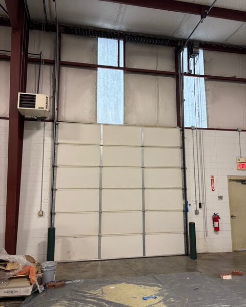 4,000 sf Warehouse / Office on Middlebrook Pike