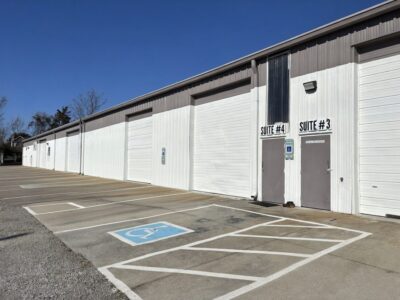 FOR LEASE: 1,500 sf Warehouse Space off Dutchtown Road at Pellissippi Parkway