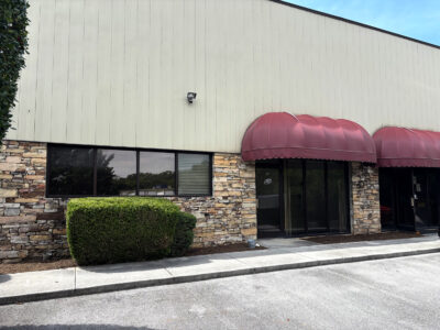 5,000 sf Warehouse / Office Off I-40 at Cherry Street