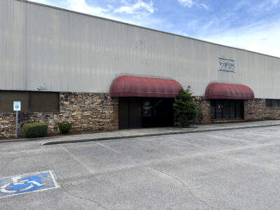 10,000 sf Warehouse / Office Off I-40 at Cherry Street