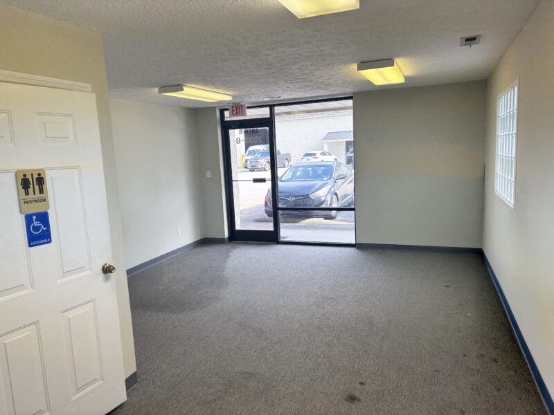 LEASED: 2,280 sf Warehouse / Office in Karns