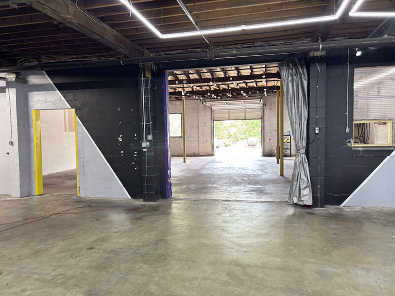 FOR LEASE: 9,000 sf Warehouse Space with Office in Louisville