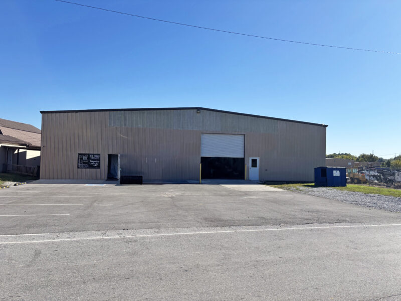 8,500 sf Industrial Building for Sale in Lenoir City